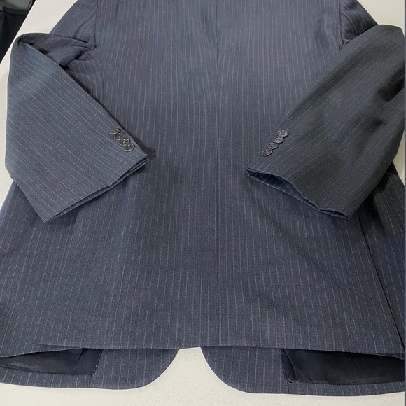 John Varvatos Star Men Delancy Pinstripe Wool Blazer Gray, 44R - Picture 10 of 15